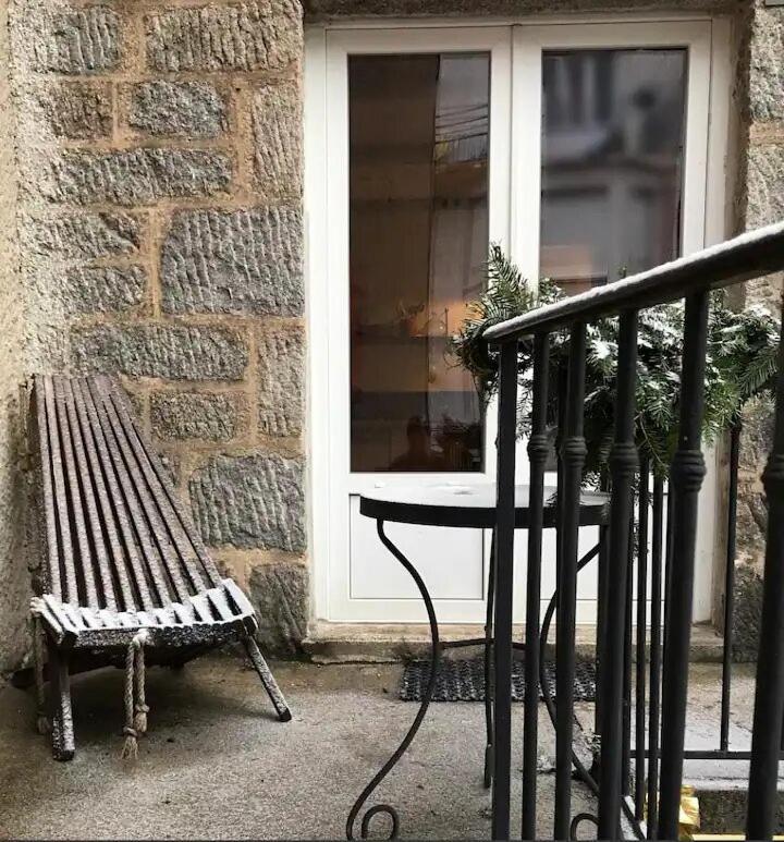 Appartement Douillet, Plein Centre Le Chambon-sur-Lignon Exterior foto